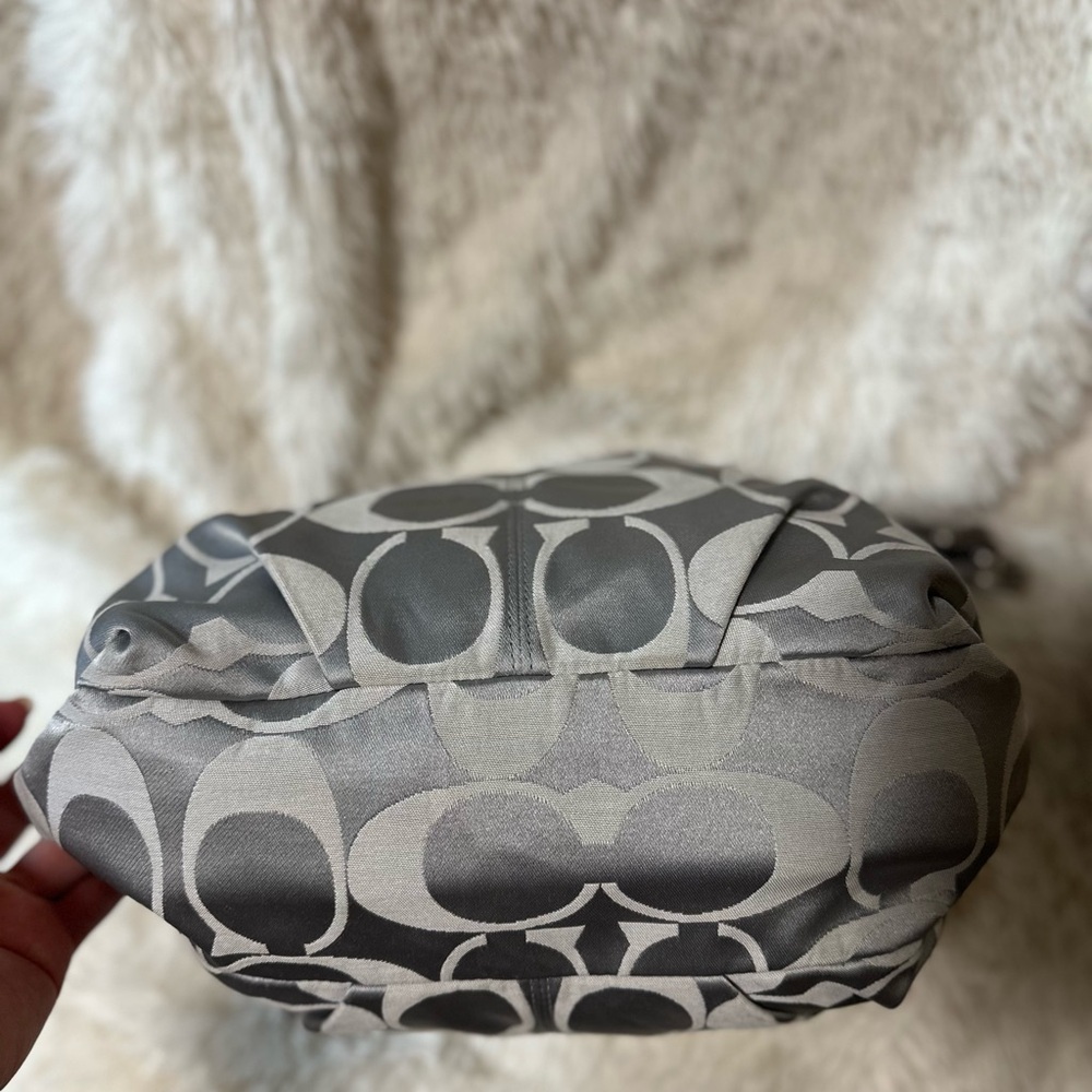 🎁Perfect Gift🎁LIKE NEW! Y2K Coach Brooke satin C’ Jacquard trending monogram - Picture 11 of 14
